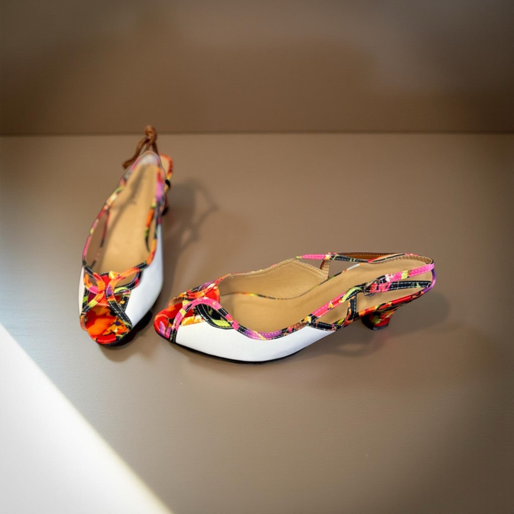 Chic White and Pink Heels for a Stylish Look